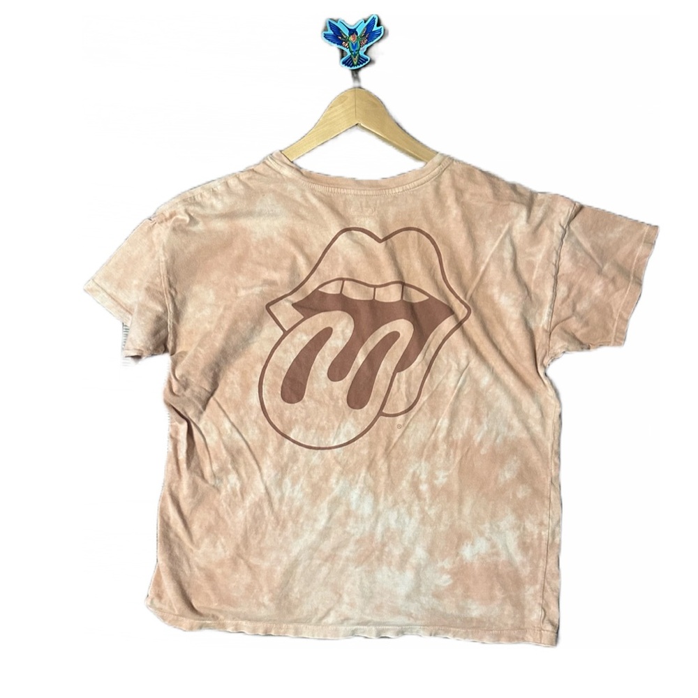 Pink tie-dye Rolling Stones
